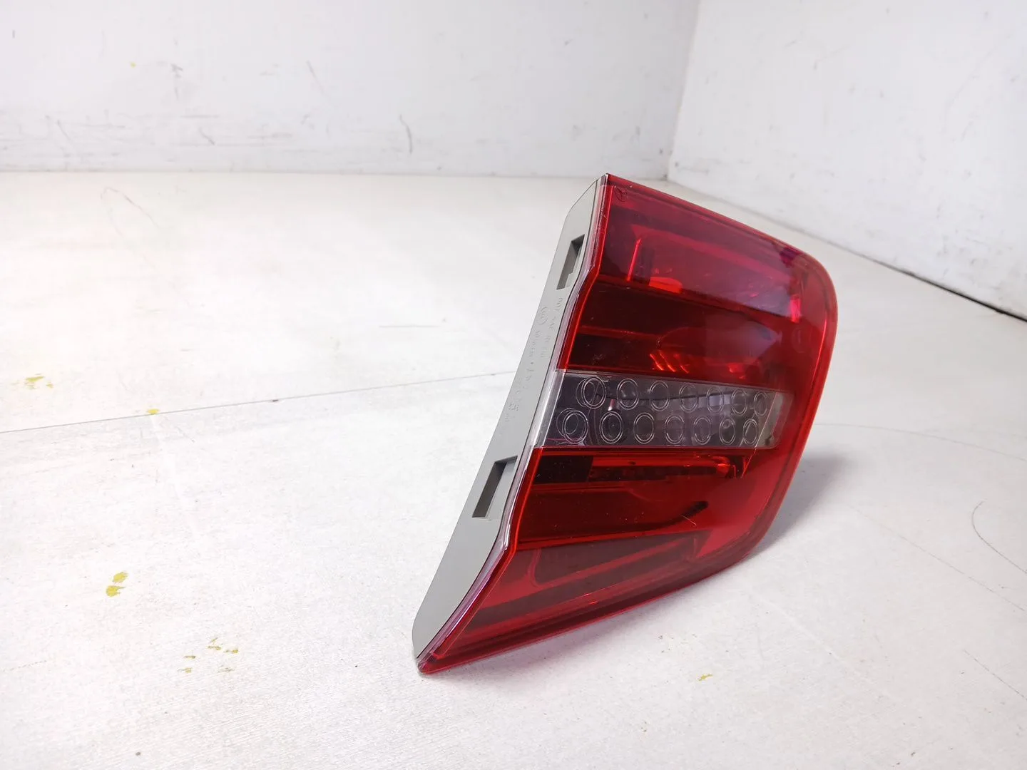 Piloto Trasero Derecho Interior para Mercedes-Benz Clase B Sports Tourer (W246, W242)