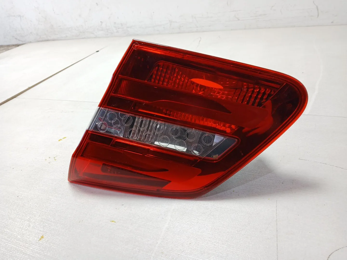 Piloto Trasero Derecho Interior para Mercedes-Benz Clase B Sports Tourer (W246, W242)