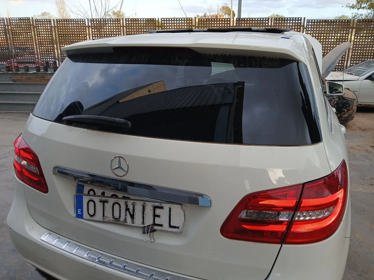 Porton Trasero para Mercedes-Benz Clase B Sports Tourer (W246, W242)