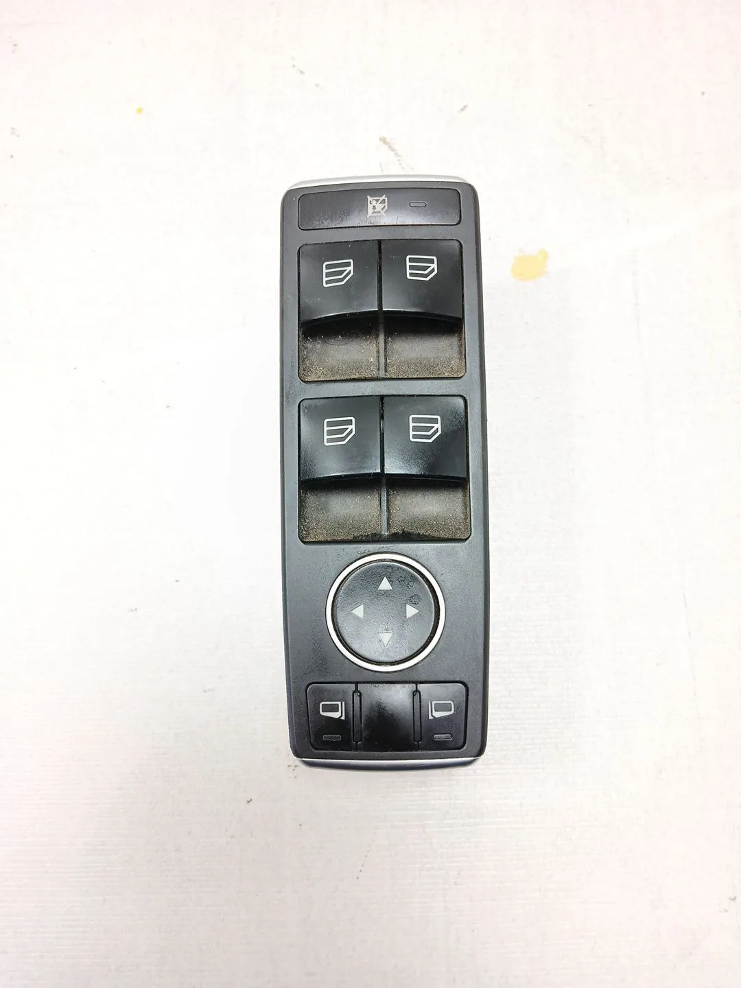 Mando Elevalunas Delantero Izquierdo para Mercedes-Benz Clase B Sports Tourer (W246, W242)