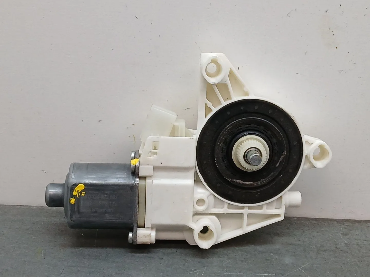 Motor Elevalunas Delantero Derecho para Mercedes-Benz Clase A (W176)