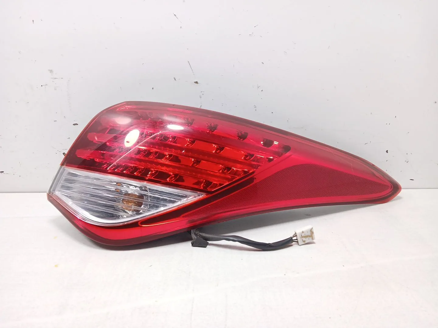 Piloto Trasero Derecho para Hyundai I40 I (Vf)