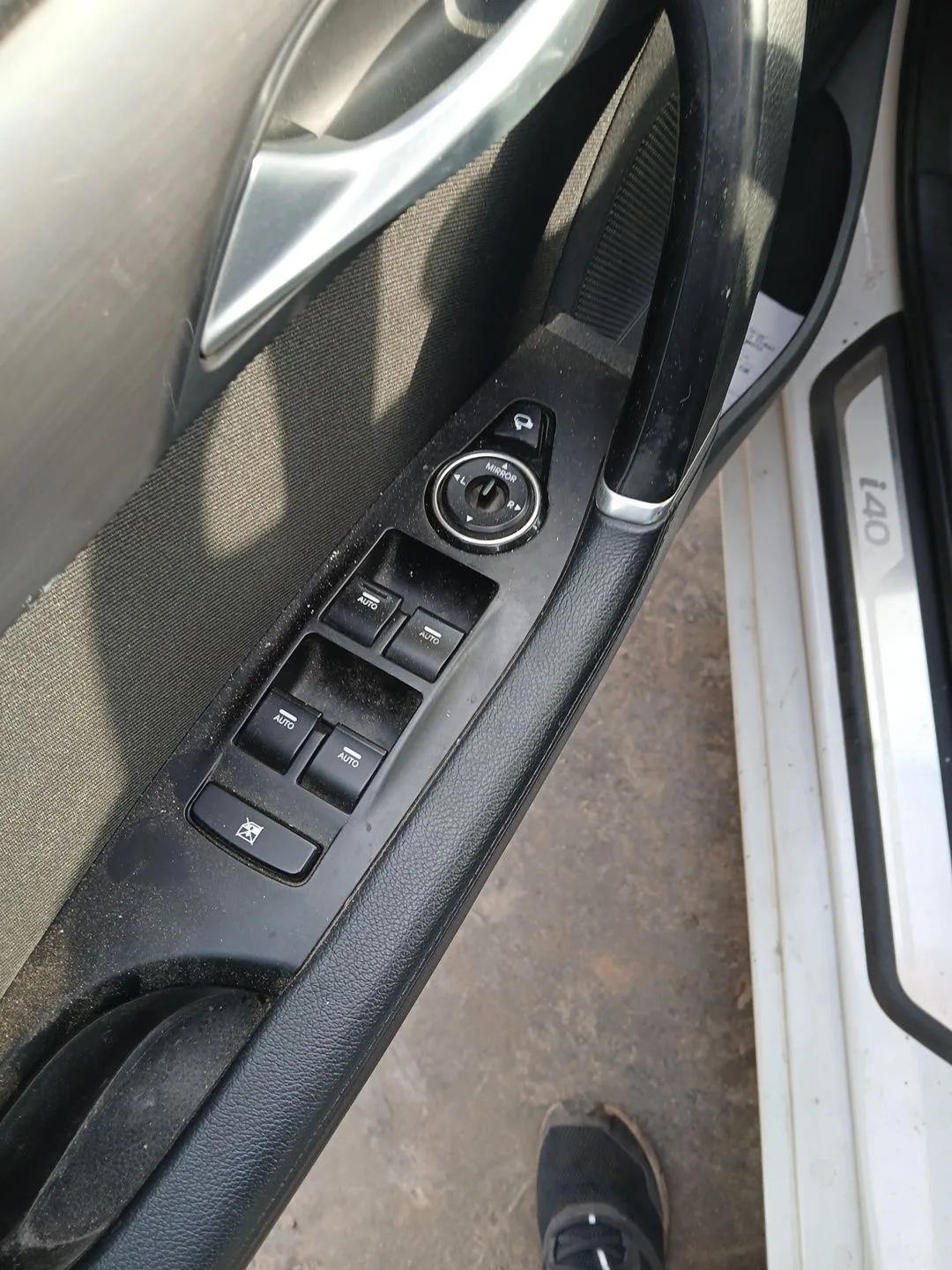 Mando Elevalunas Delantero Izquierdo para Hyundai I40 I (Vf)