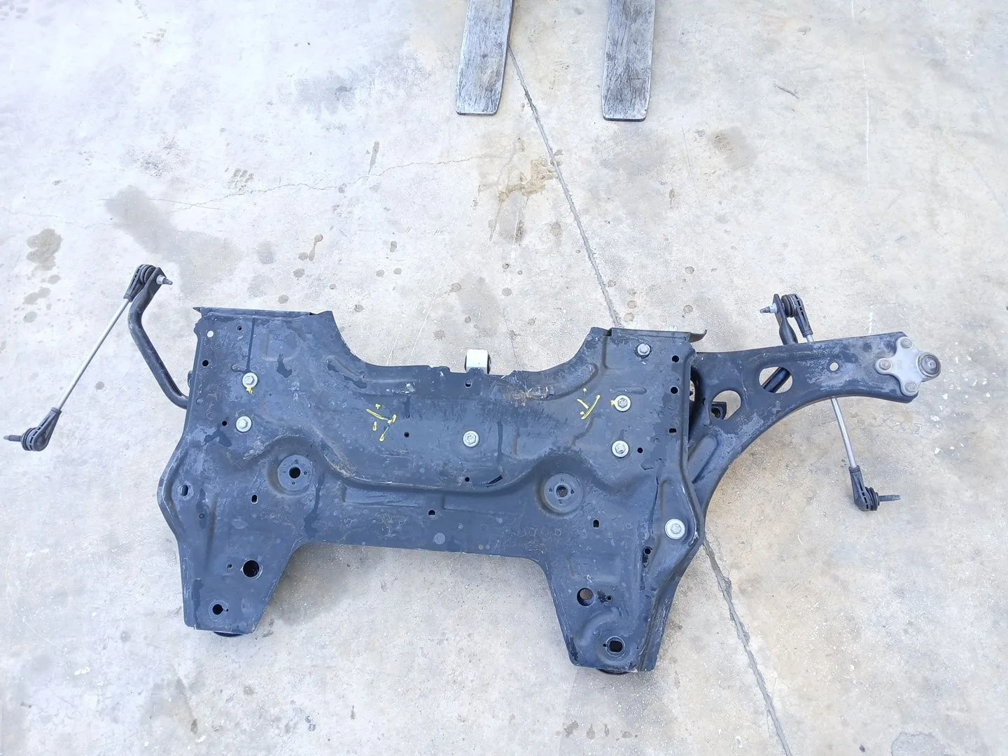 Puente Delantero para Opel Corsa F (P2Jo)