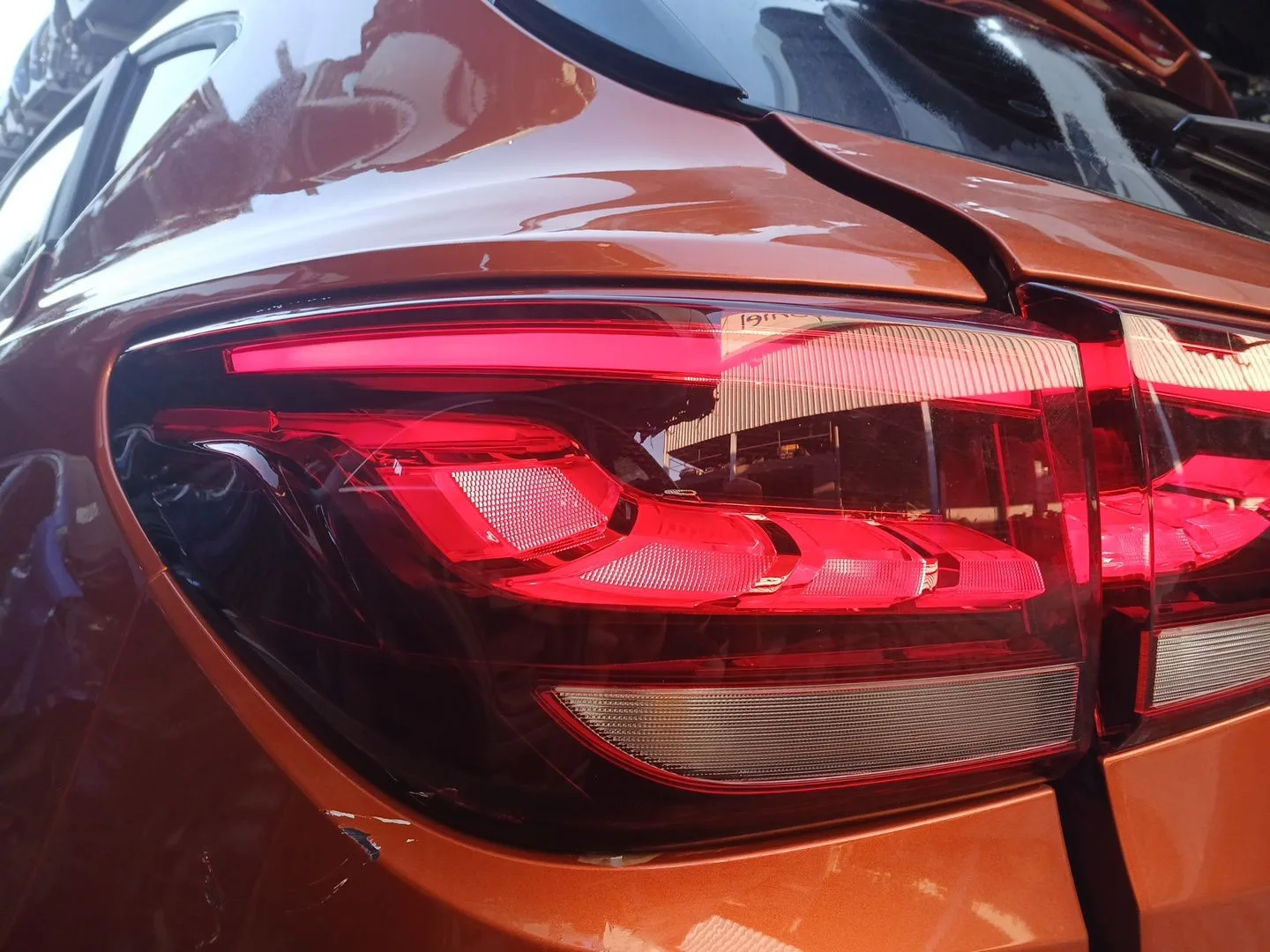 Piloto Trasero Izquierdo para Mg Zs Suv (Azs1)