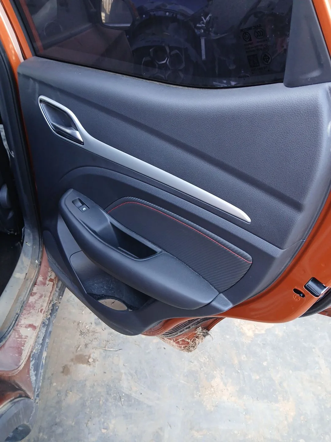 Guarnecido Puerta Trasera Derecha para Mg Zs Suv (Azs1)