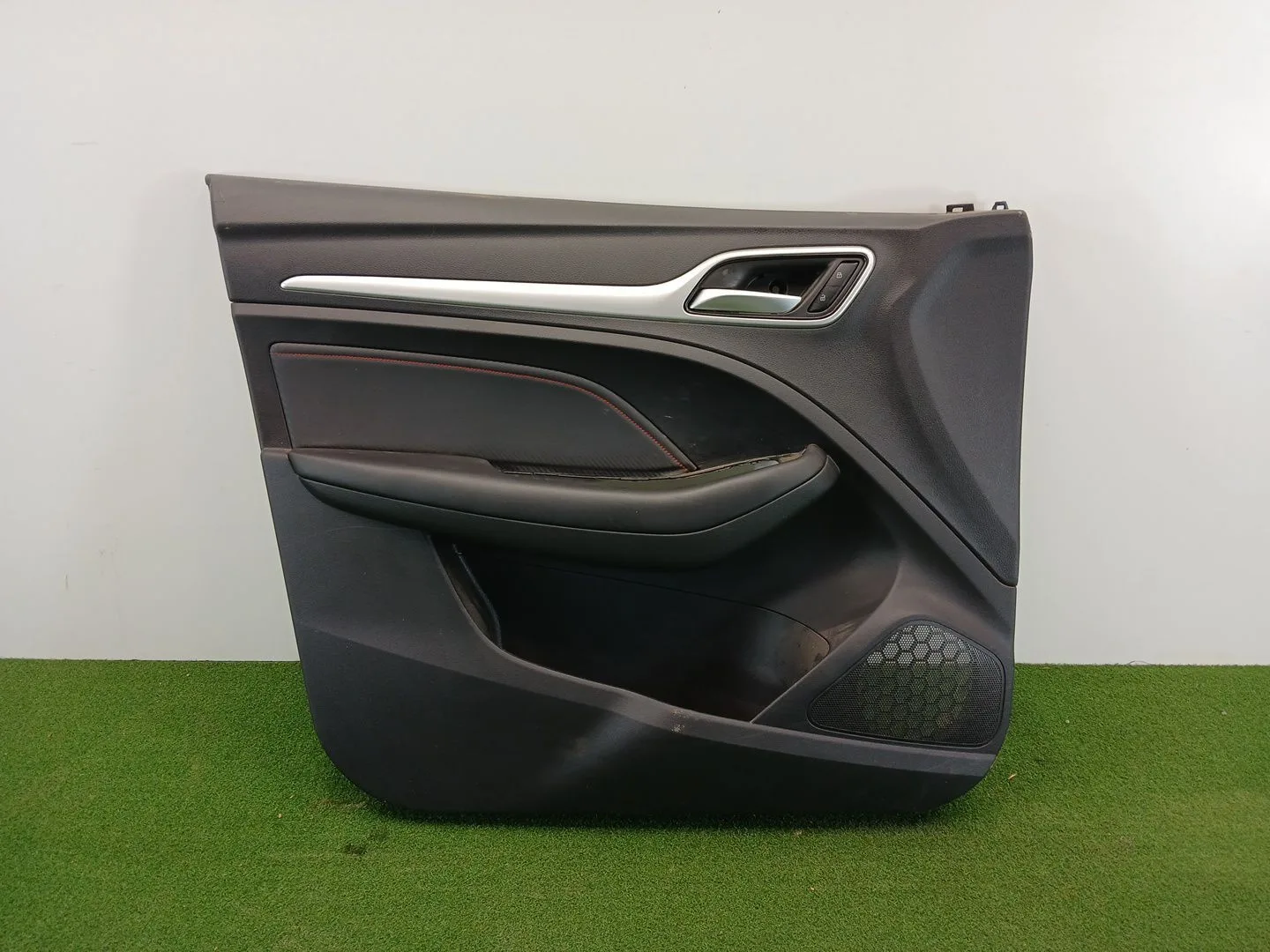 Guarnecido Puerta Delantera Izquierda para Mg Zs Suv (Azs1)