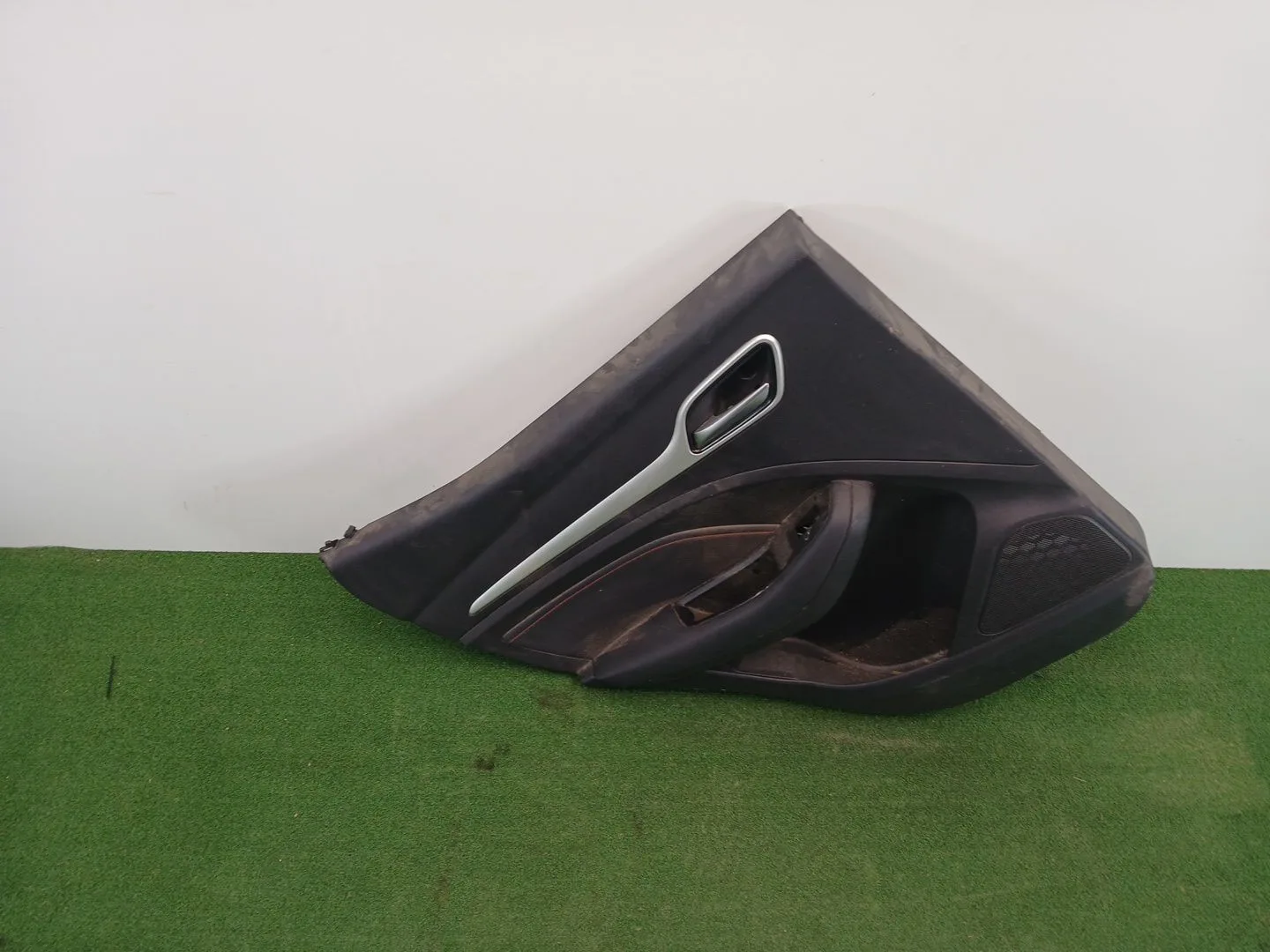 Guarnecido Puerta Trasera Izquierda para Mg Zs Suv (Azs1)