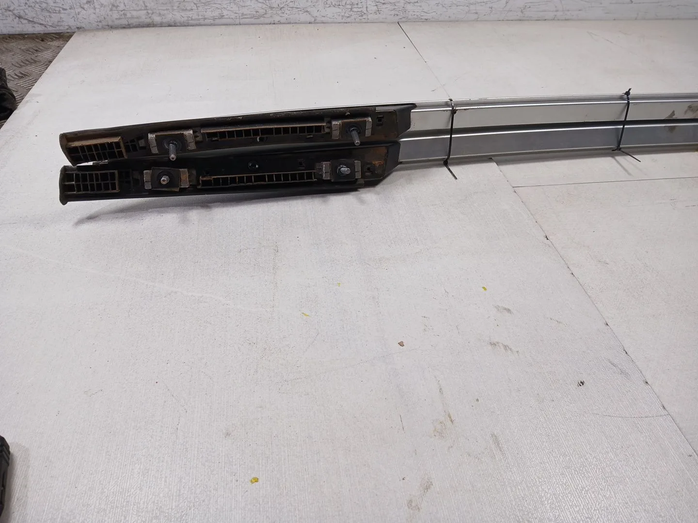 Barras Techo para Mg Zs Suv (Azs1)