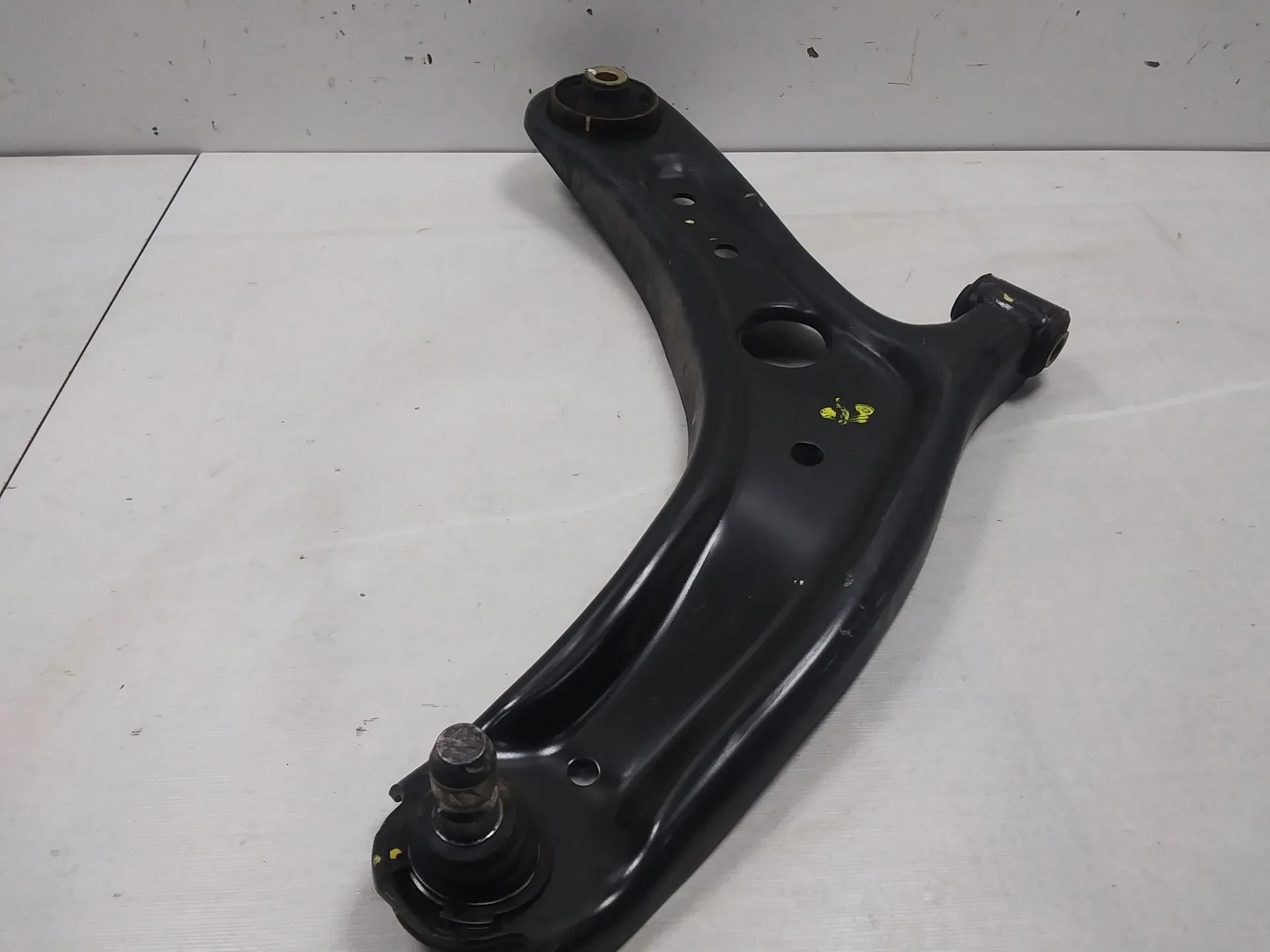 Brazo Suspension Inferior Delantero Derecho para Kia Stonic (Yb)