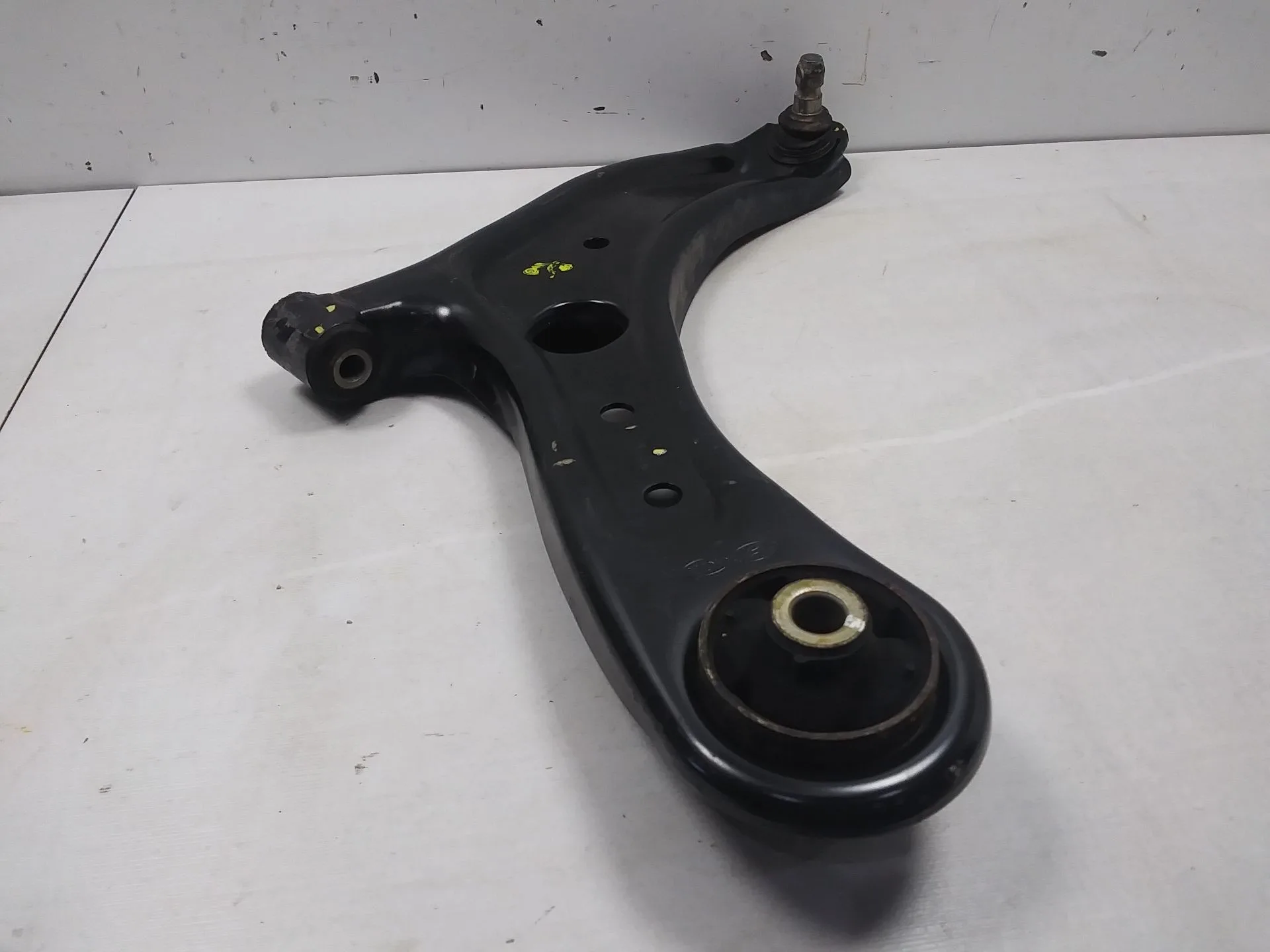 Brazo Suspension Inferior Delantero Derecho para Kia Stonic (Yb)