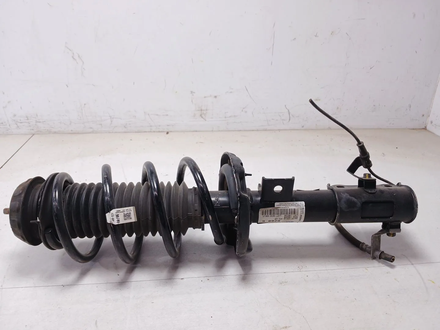 Amortiguador Delantero Derecho para Kia Stonic (Yb)