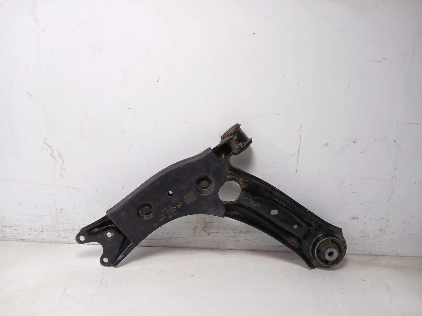 Brazo Suspension Inferior Delantero Izquierdo para Seat Ateca (Kh7, Khp)