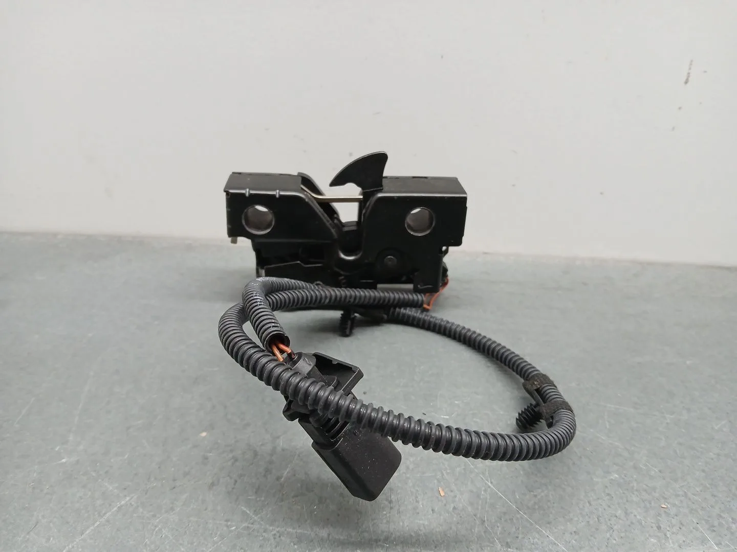 Cerradura Capot para Volkswagen New Beetle (9C1, 1C1)