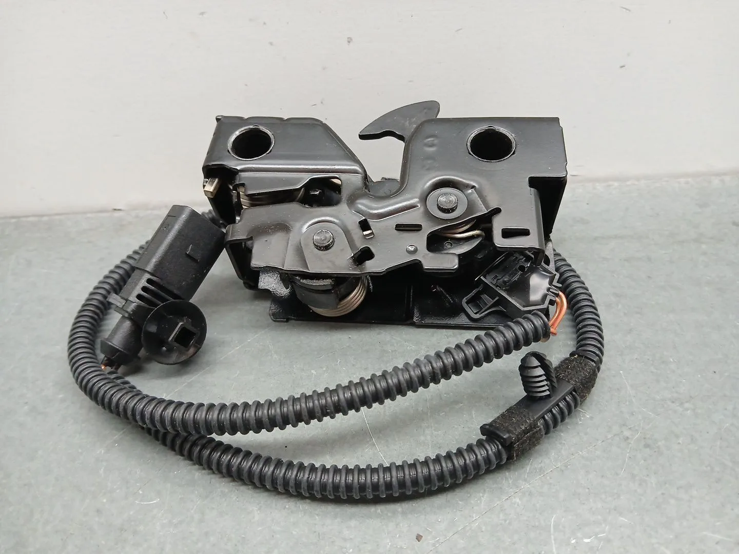 Cerradura Capot para Volkswagen New Beetle (9C1, 1C1)