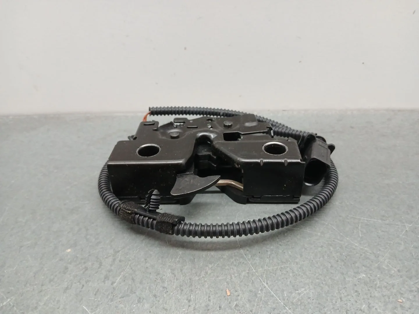 Cerradura Capot para Volkswagen New Beetle (9C1, 1C1)