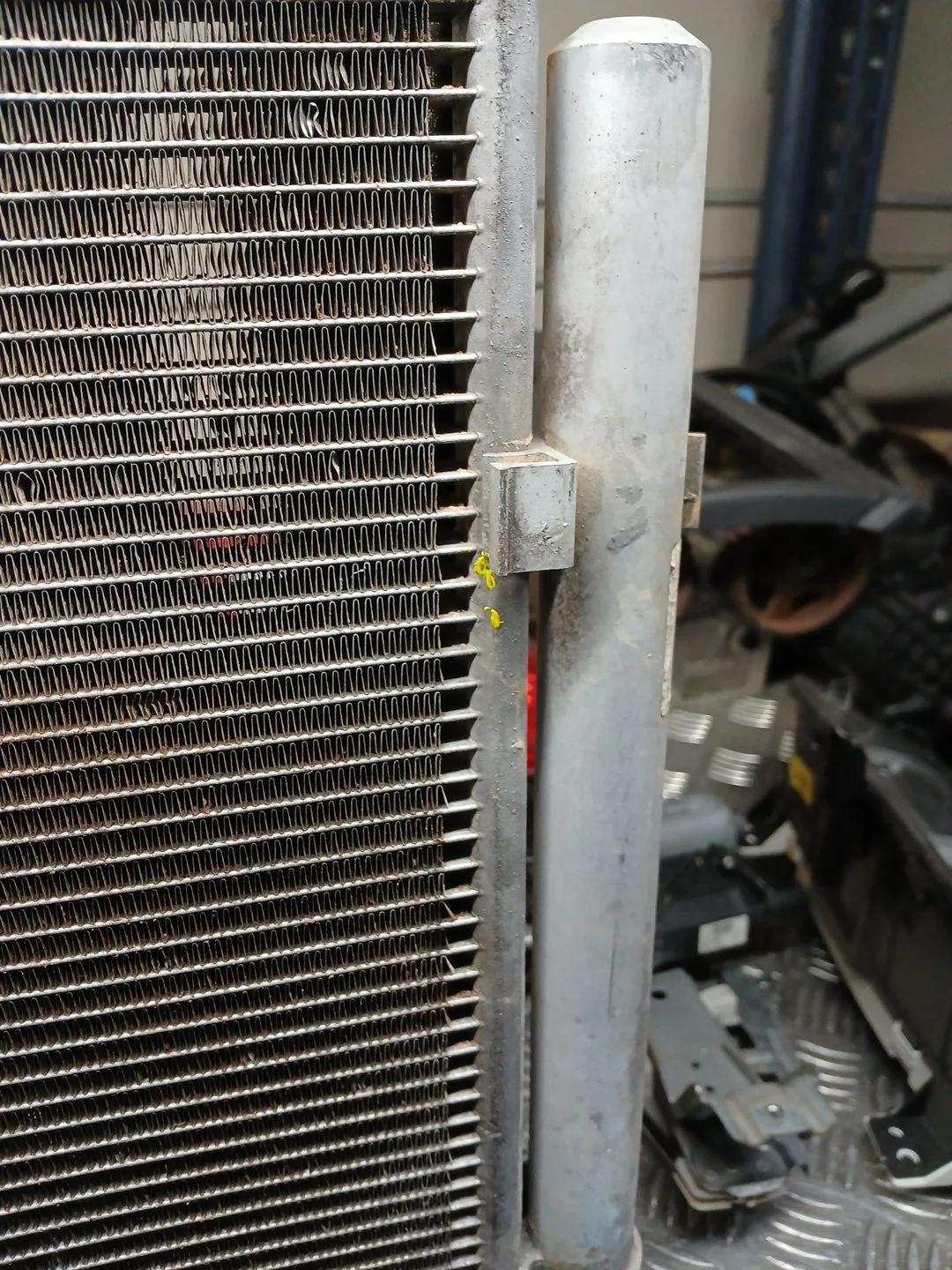 Condensador / Radiador Aire Acondicionado para Kia Stonic (Yb)