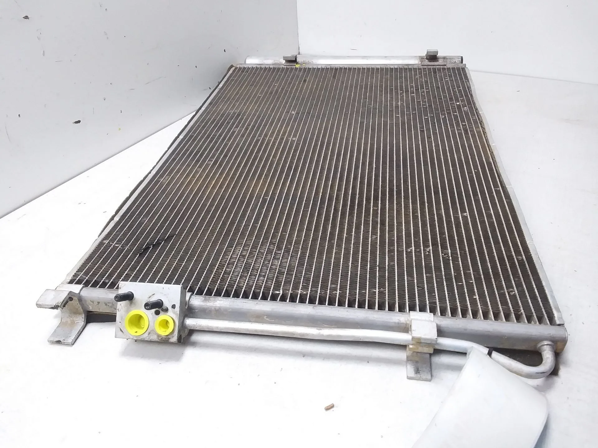 Condensador / Radiador Aire Acondicionado para Kia Stonic (Yb)