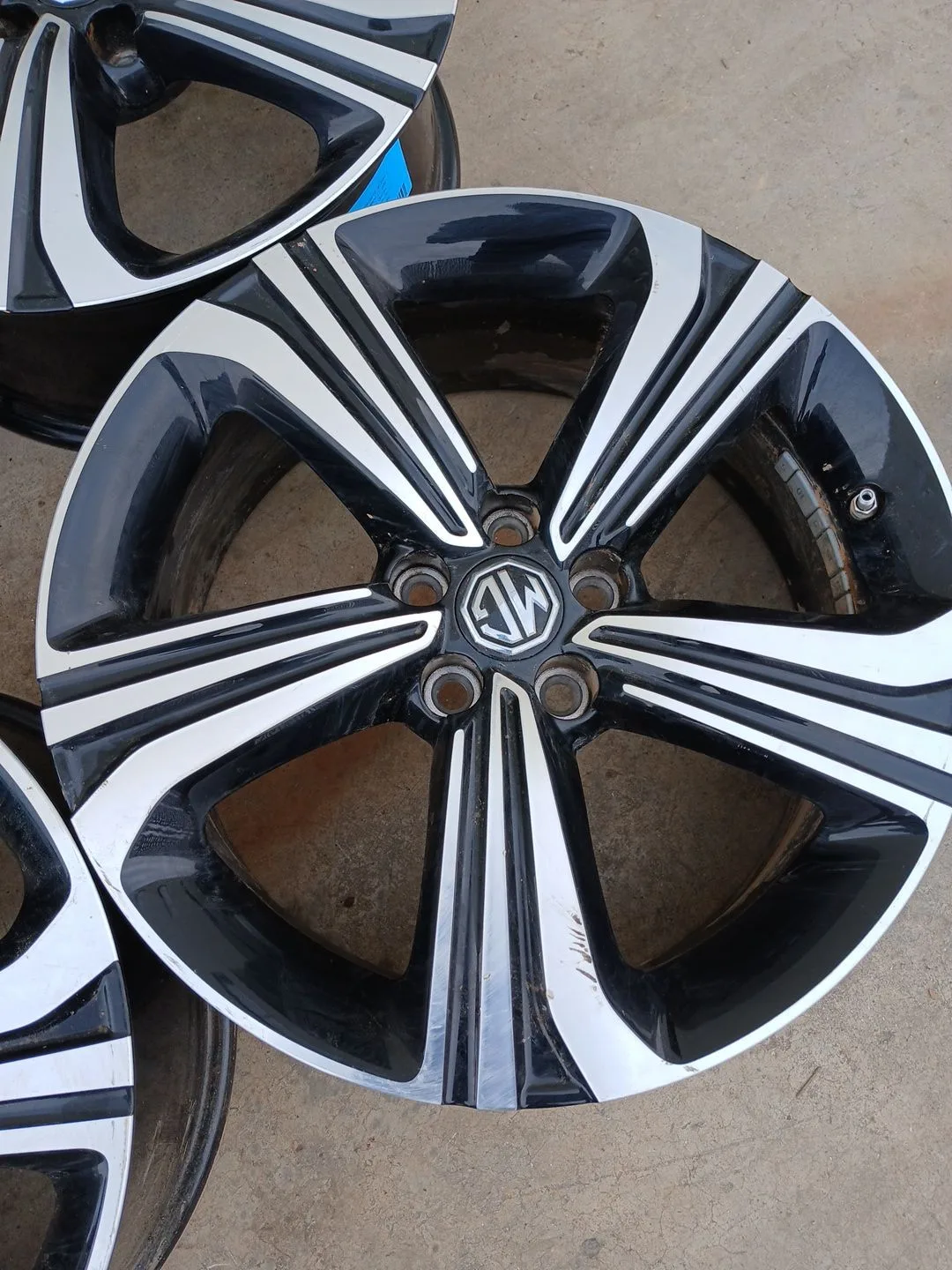 Juego Llantas para Mg Zs Suv (Azs1)