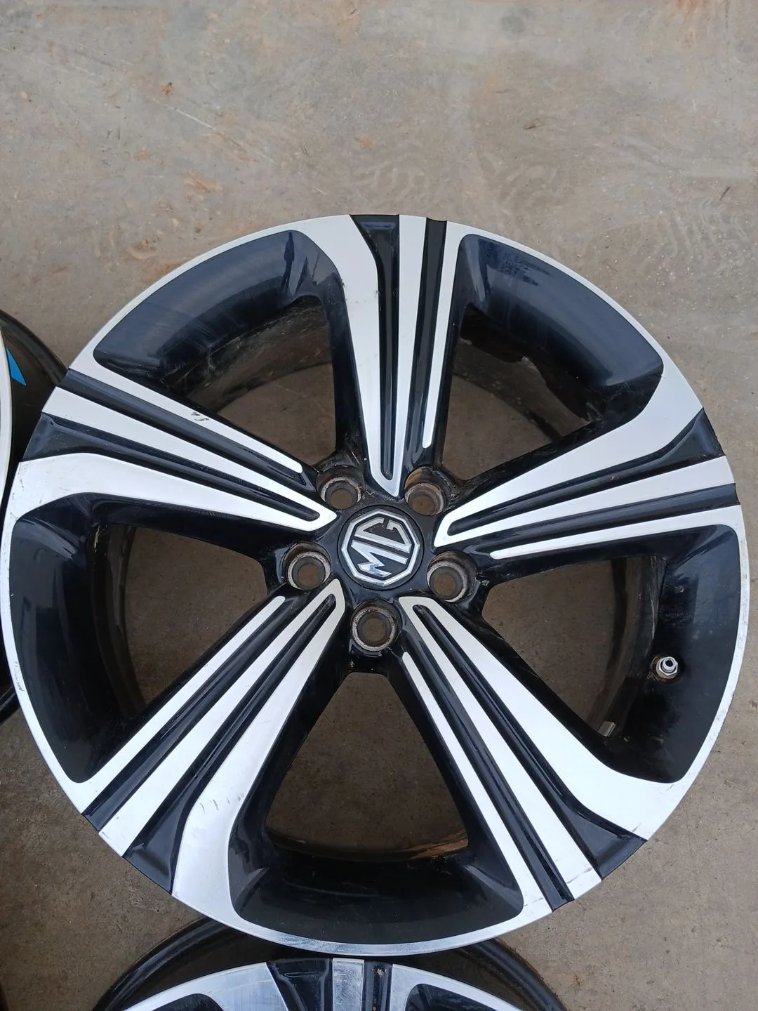 Juego Llantas para Mg Zs Suv (Azs1)