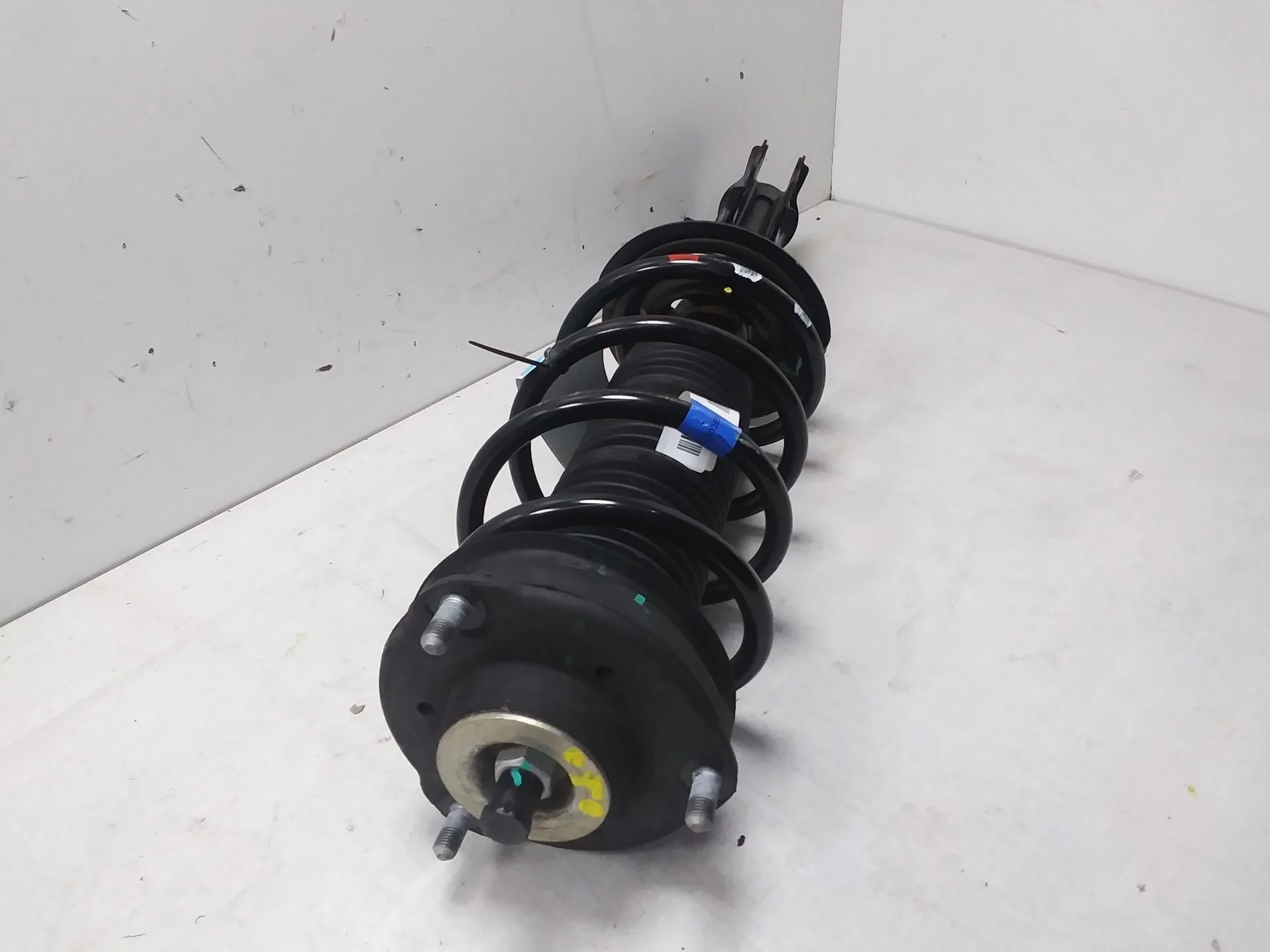 Amortiguador Delantero Izquierdo para Mg Zs Suv (Azs1)