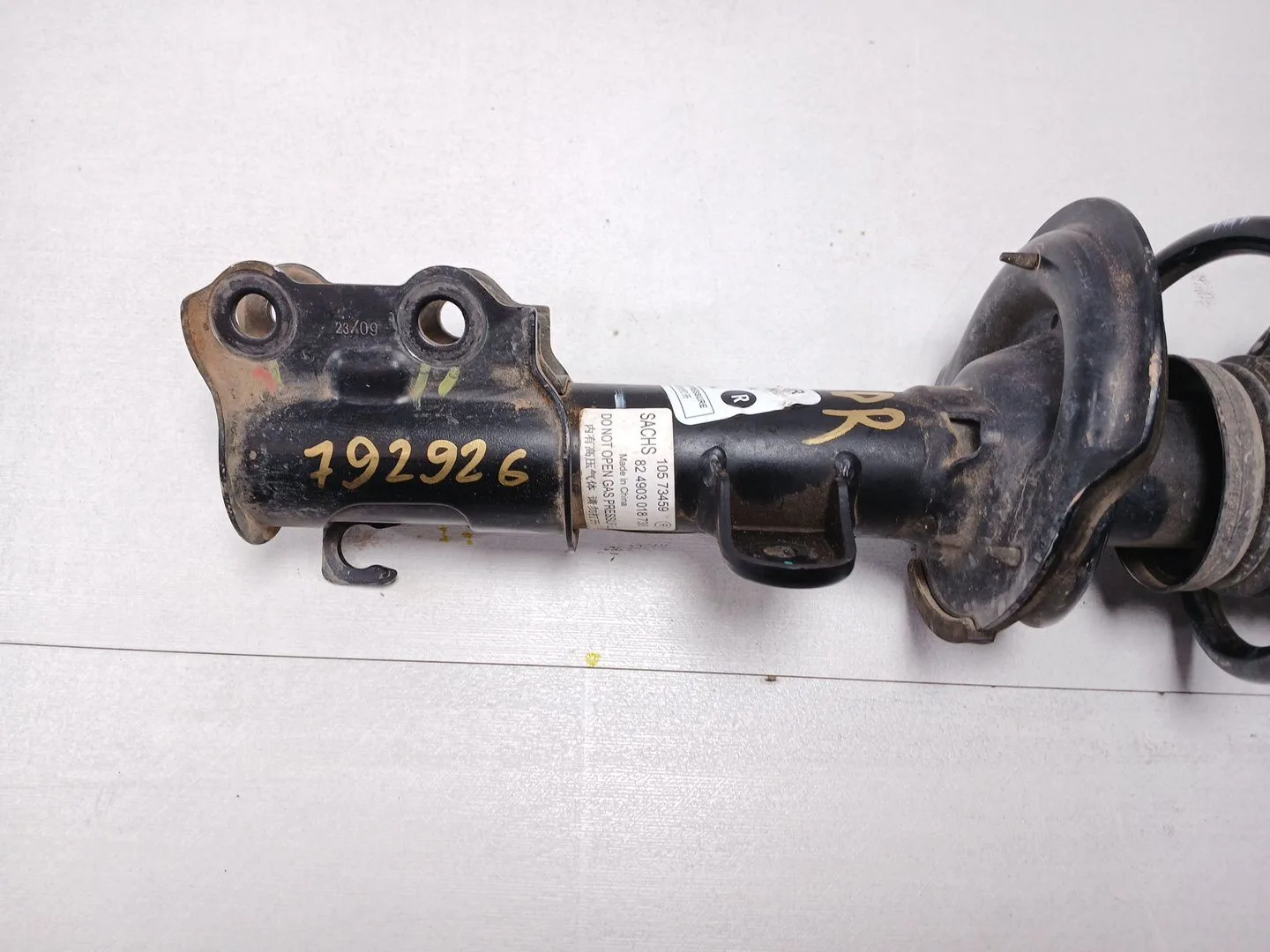 Amortiguador Delantero Derecho para Mg Zs Suv (Azs1)