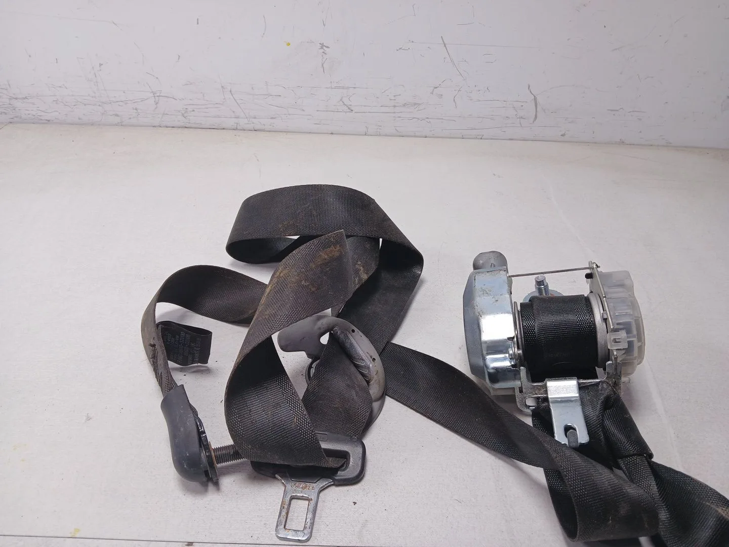 Pretensor Airbag Derecho para Hyundai I40 Cw