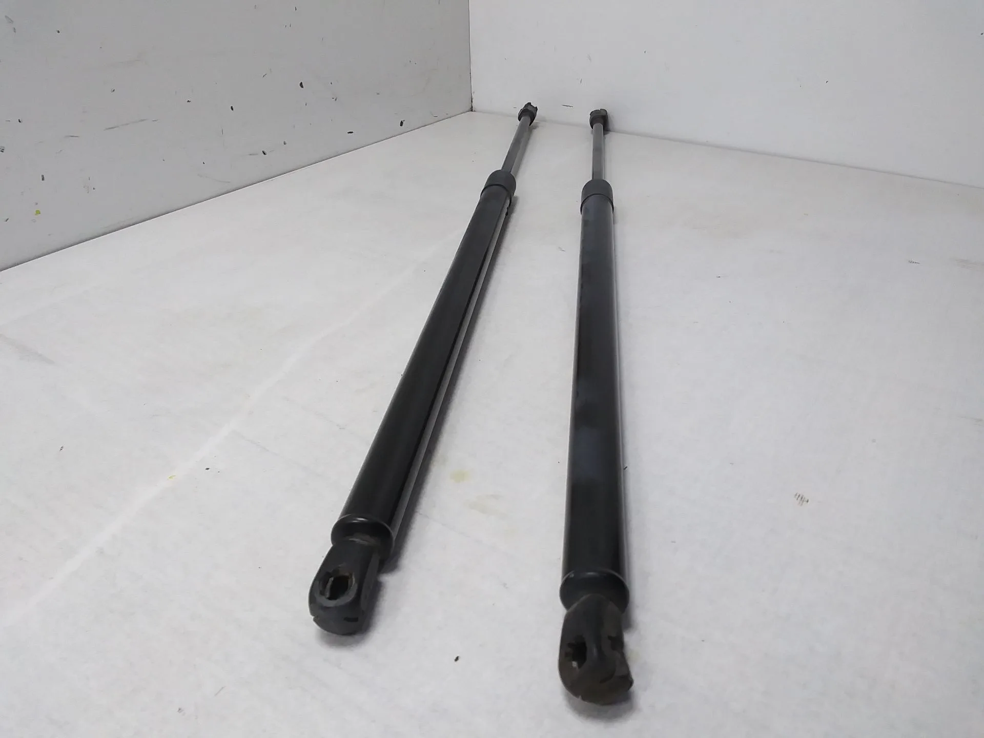 Amortiguadores Maletero / Porton para Hyundai I40 Cw