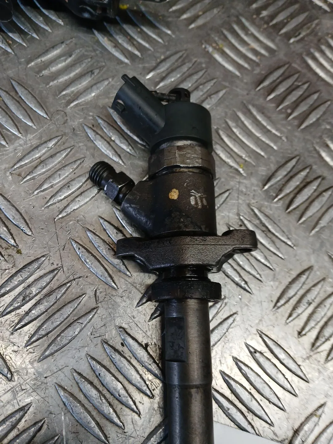 Inyector para Mazda 3 Berlina (Bk)