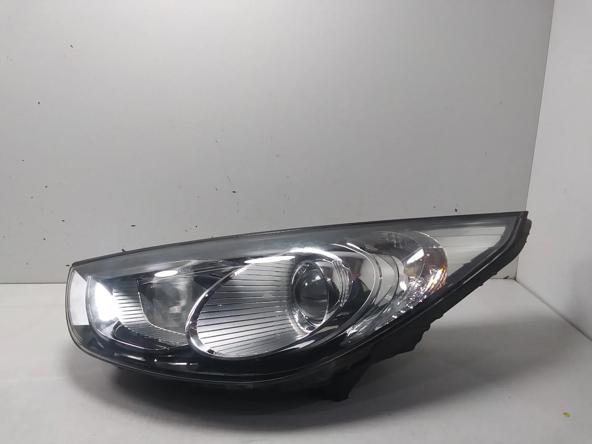 Faro Izquierdo para Hyundai Ix35 (Lm, El, Elh)