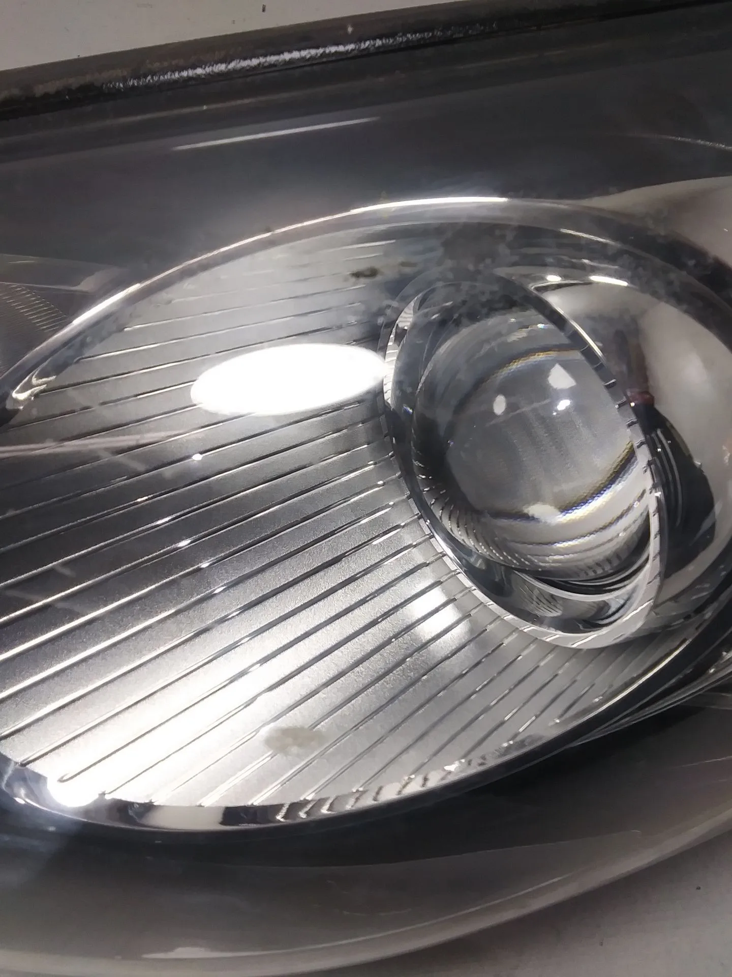 Faro Izquierdo para Hyundai Ix35 (Lm, El, Elh)