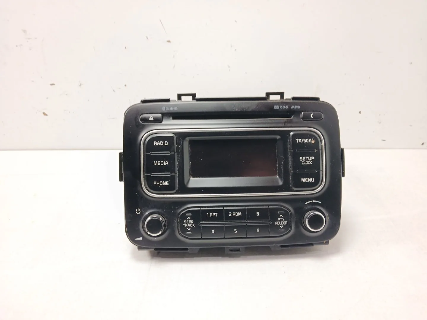 Sistema Audio / Radio Cd para Kia Carens Iv
