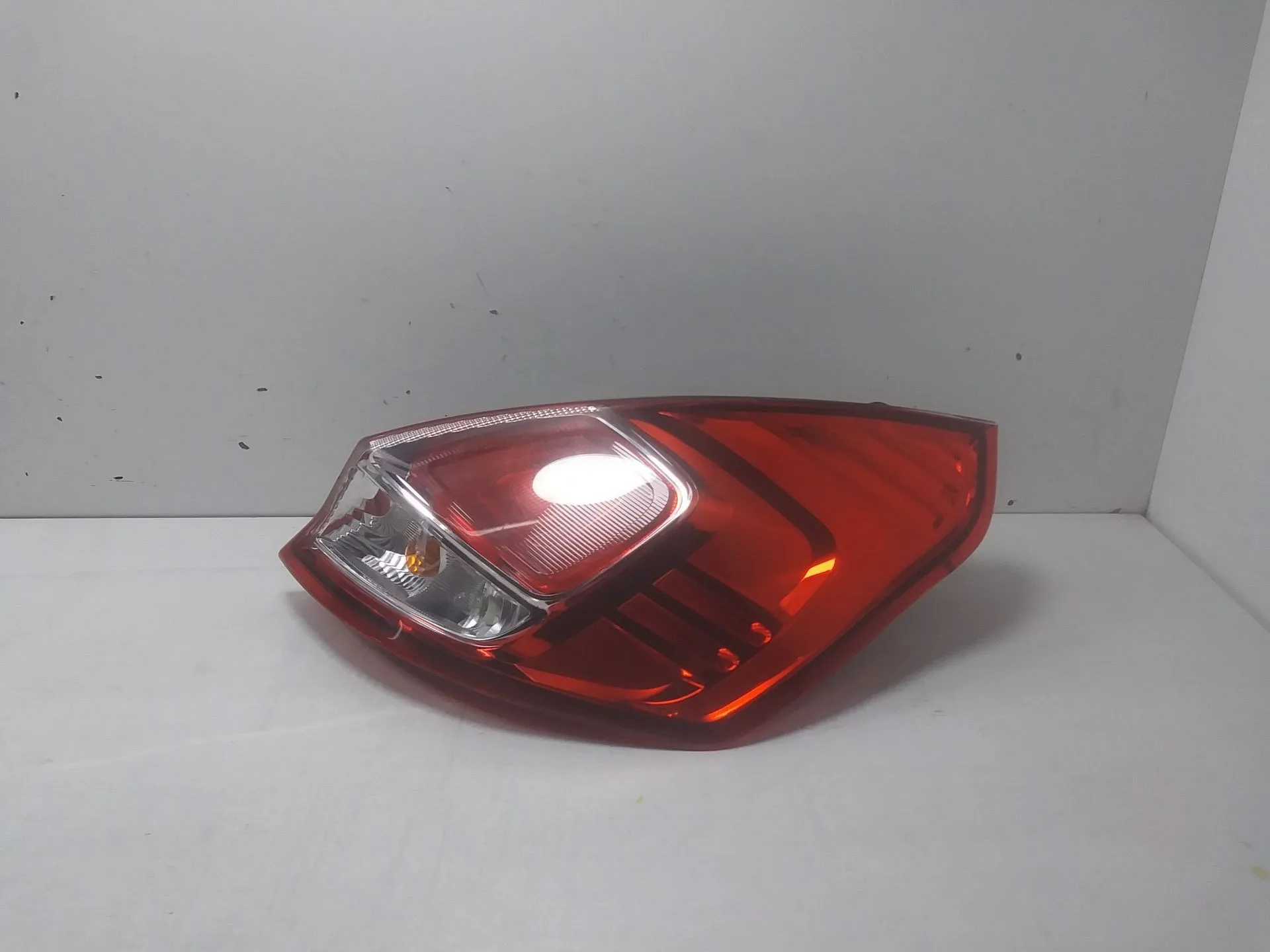 Piloto Trasero Derecho para Ford Fiesta Vi (Cb1, Ccn)