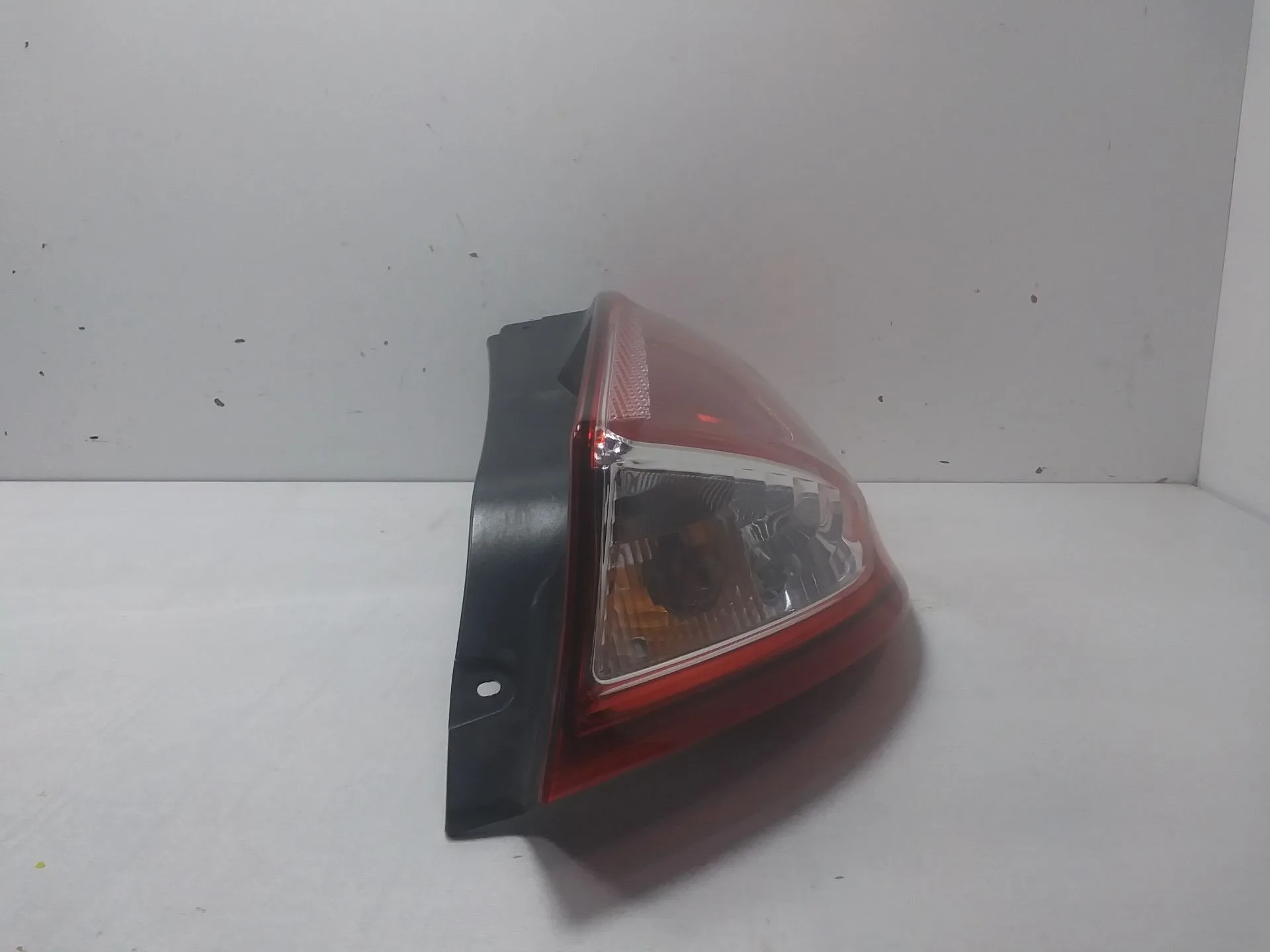 Piloto Trasero Derecho para Ford Fiesta Vi (Cb1, Ccn)