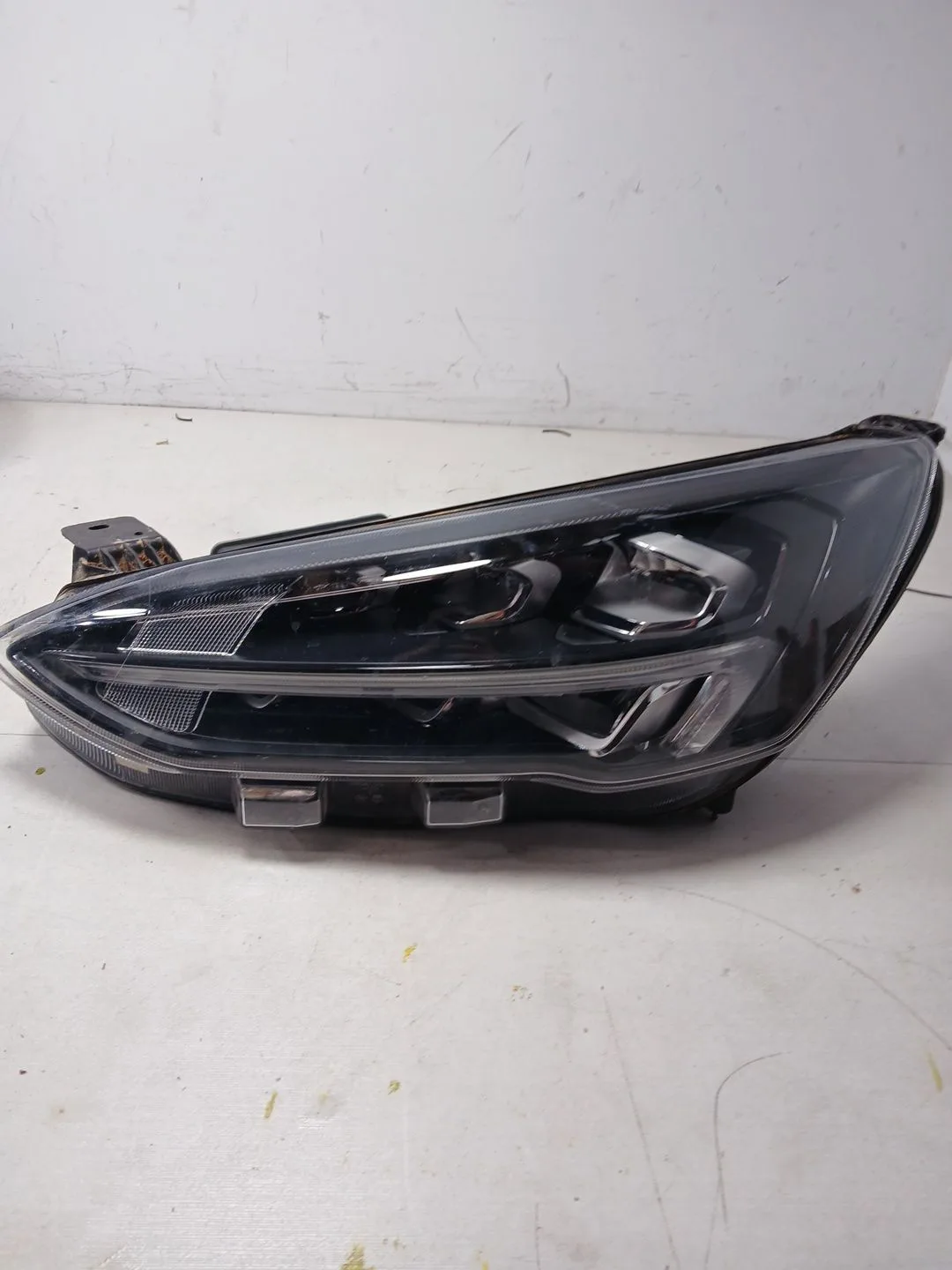 Faro Izquierdo para Ford Focus Iv (Hn)
