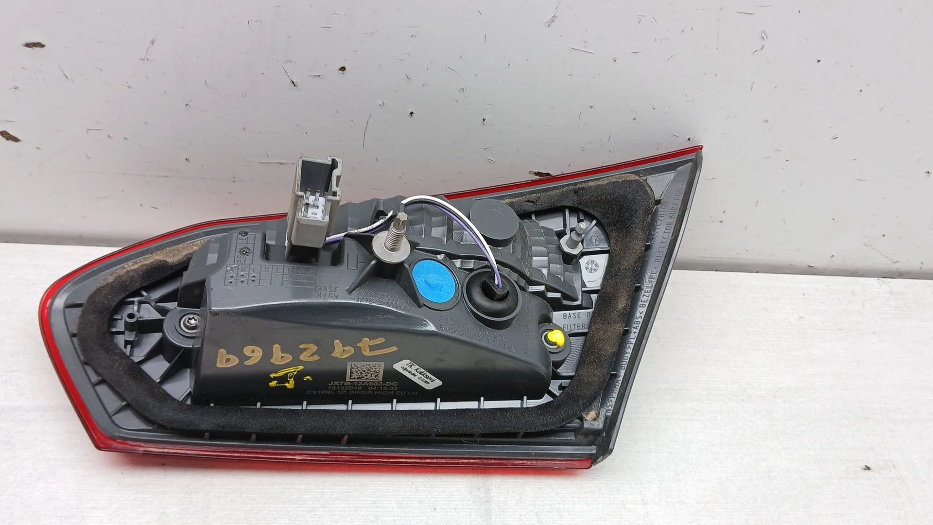 Piloto Trasero Izquierdo Interior para Ford Focus Iv (Hn)