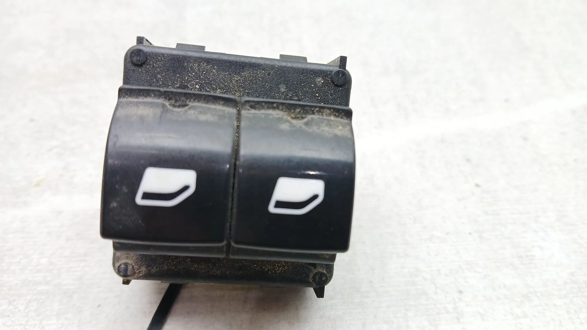 Mando Elevalunas Delantero Izquierdo para Citroën C4 Cactus