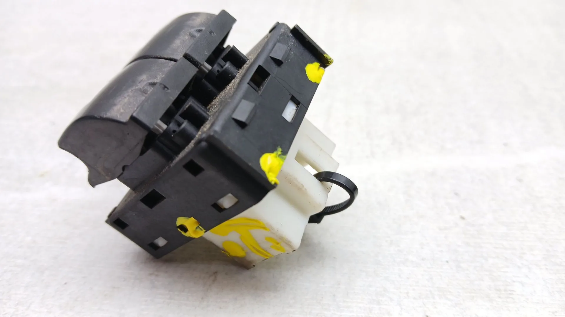 Mando Elevalunas Delantero Izquierdo para Citroën C4 Cactus
