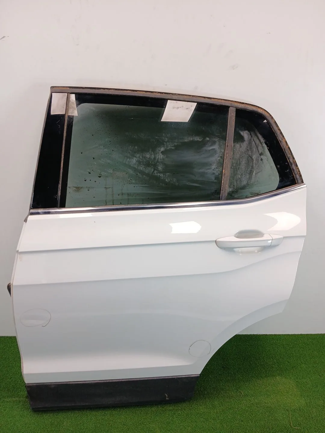 Puerta Trasera Izquierda para Volkswagen T-Cross (C11, D31)