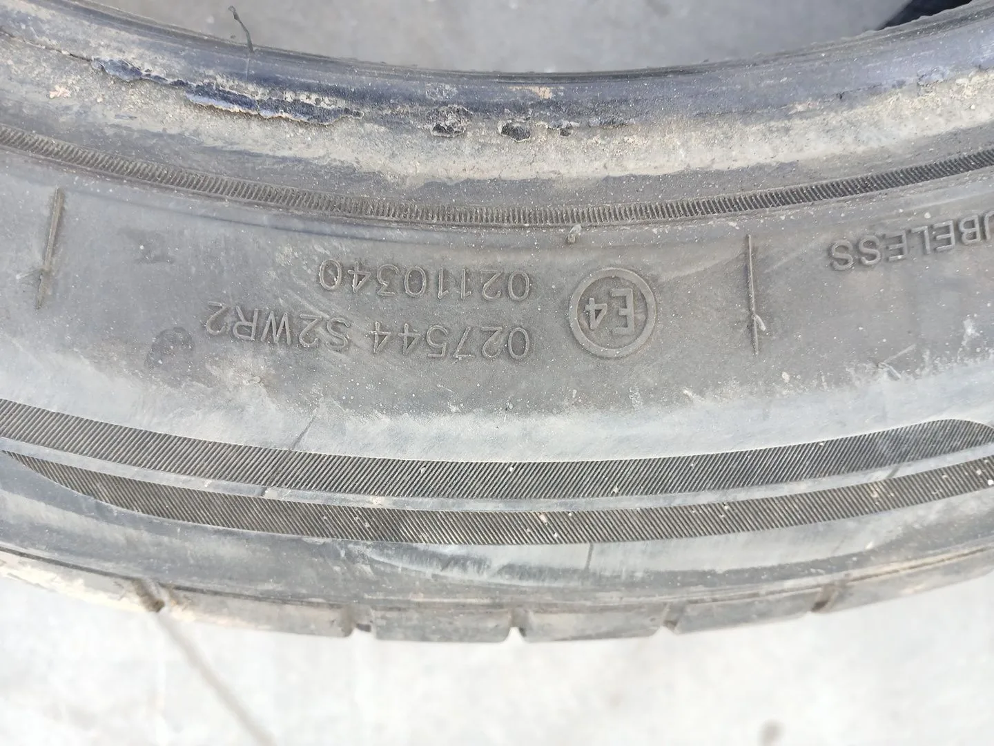 Neumatico para Volkswagen Tiguan (Ad1, Ax1)