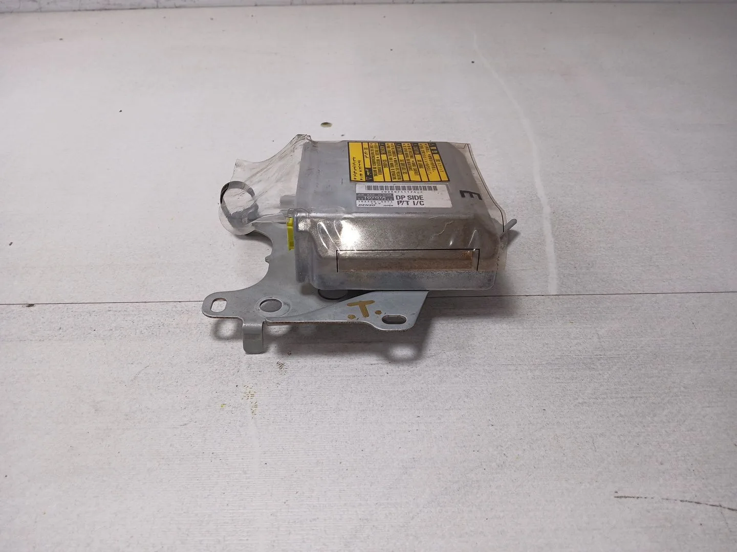 Centralita Airbag para Lexus Is200 (Gxe10)