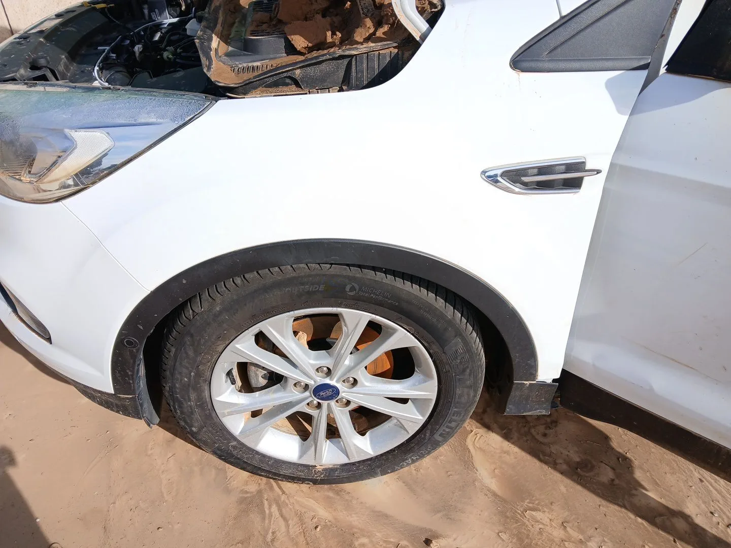Aleta Delantera Izquierda para Ford Kuga Ii (Dm2)