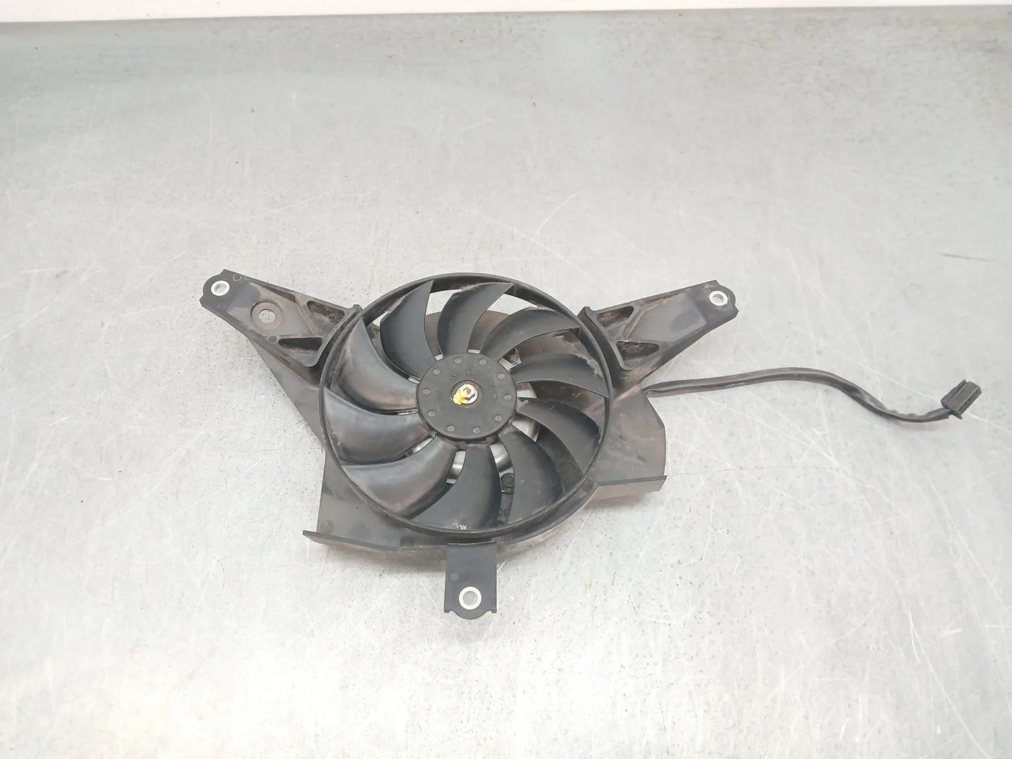 Electroventilador para Yamaha R7