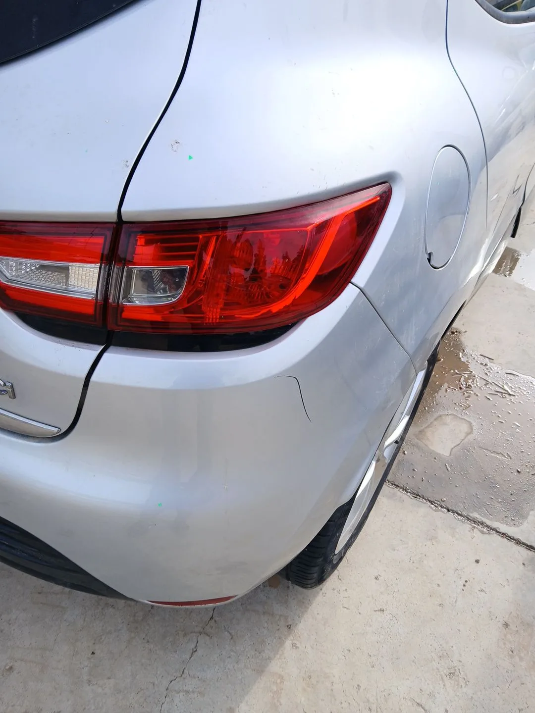Piloto Trasero Derecho para Renault Clio Iv (Bh_)