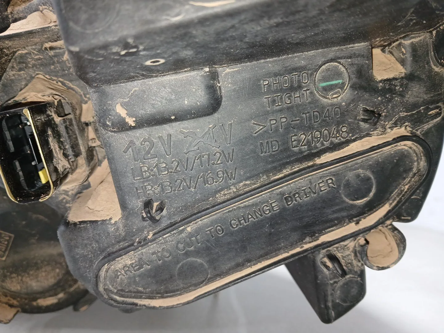Faro Derecho para Peugeot 2008 Ii (Ud_, Us_, Uy_, Uj_, Ur_, Uc_)