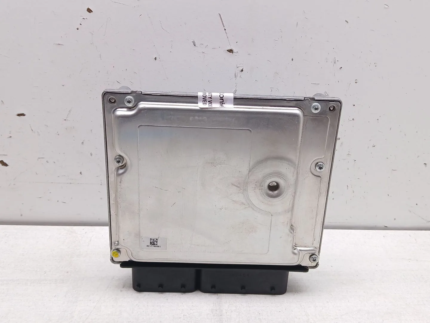 Centralita Motor Uce para Bmw X1 (E84)
