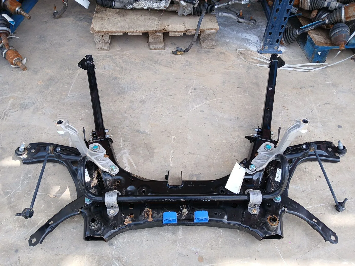 Puente Delantero para Renault Arkana I (Lcm_, Ldn_)