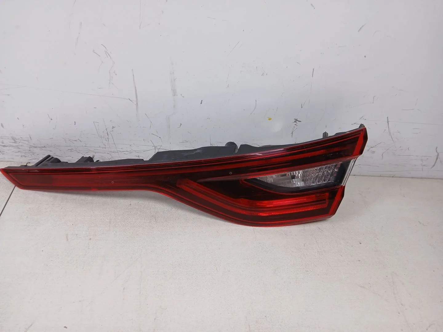 Piloto Trasero Derecho Interior para Renault Talisman (Lp_)