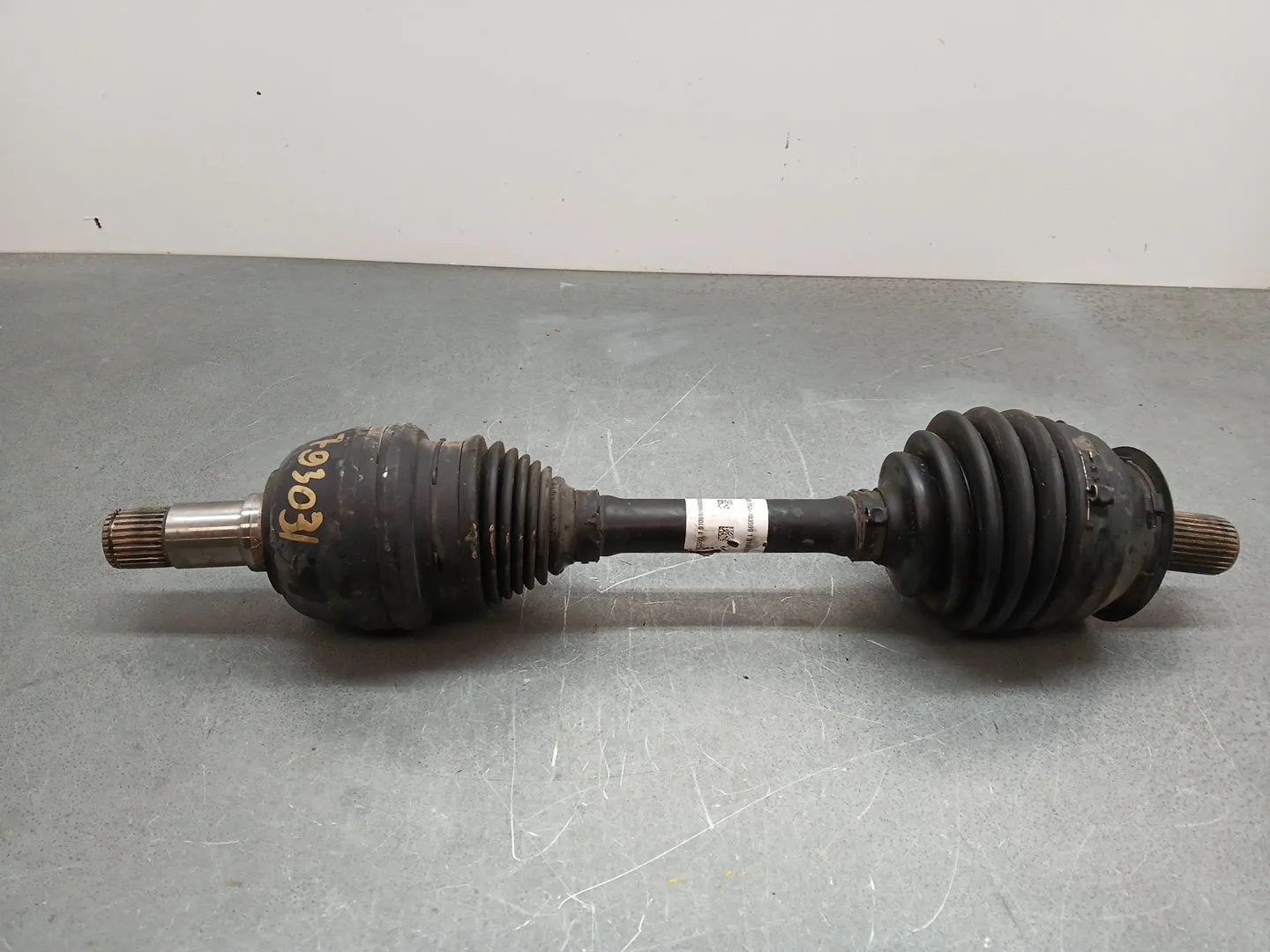Transmision Delantera Izquierda para Mercedes-Benz Clase A (W176)