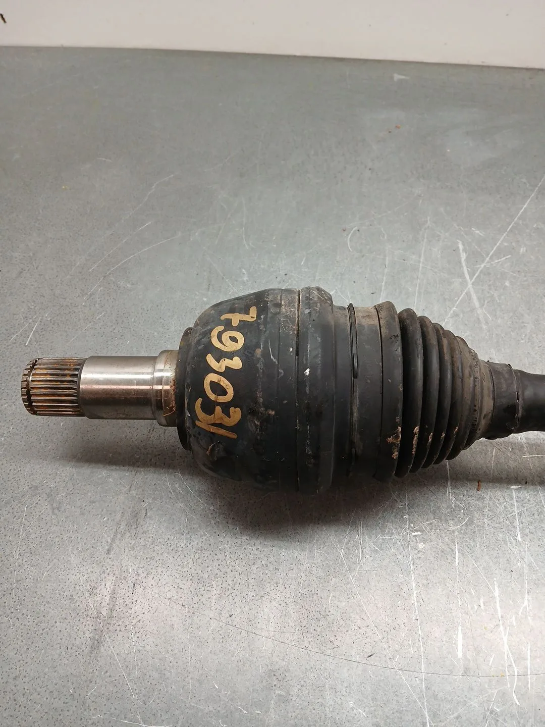 Transmision Delantera Izquierda para Mercedes-Benz Clase A (W176)